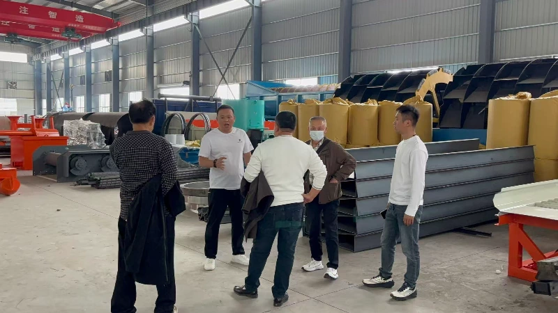 Nividy fitaovana fanasan-bolamena Alluvial ny mpanjifa any Azia Atsimo Atsinanana